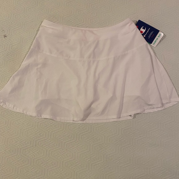 NWT CHAMPION CITY SPORT FLOUNCE SKIRT in white - Picture 11 of 16